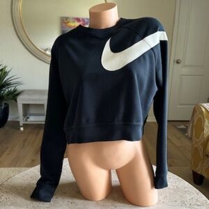 Nike dry fit black cropped women's sweatshirt SMALL with white swoosh logo NWOT
